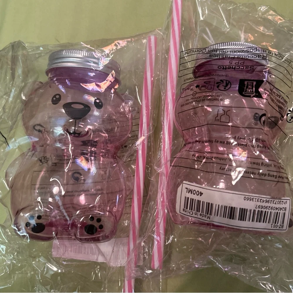 pack of 9 plastic pink clear bear-shaped cups w lids & straws party favor